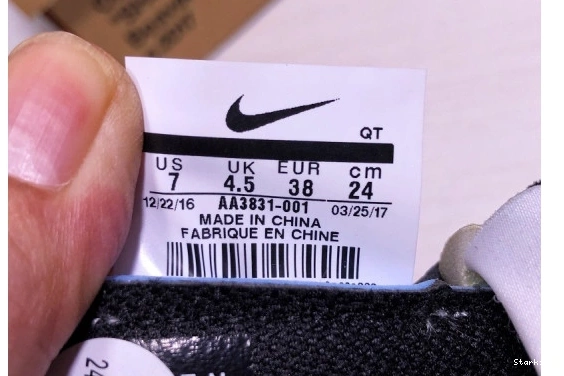  O-W VaporMax AA3831-001 Air 0819